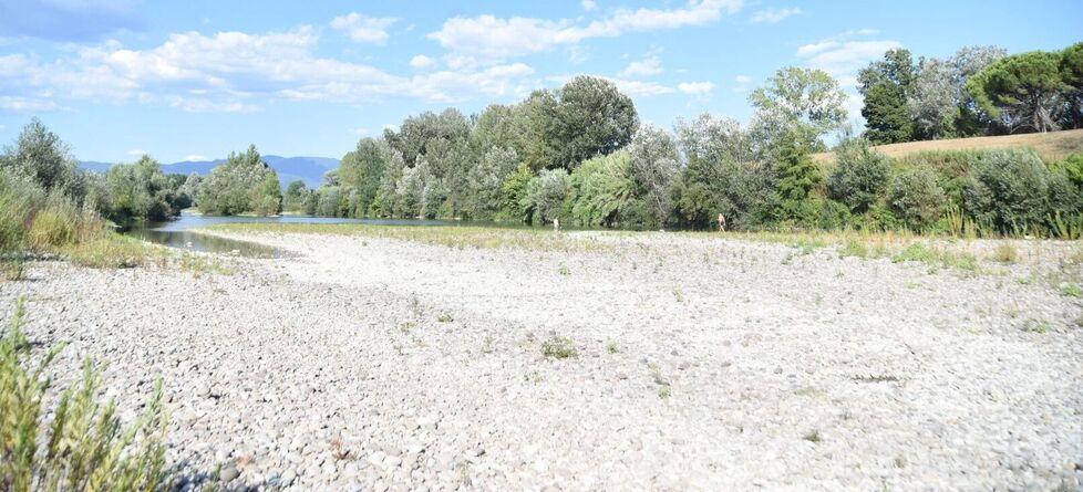 Acqua, a Lucca niente stretta 