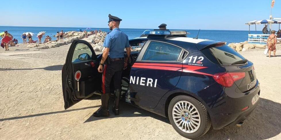 Controlli dei carabinieri alle Gorette dove è stata ritrovata la refurtiva