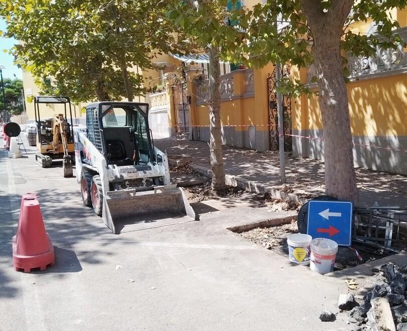 I lavori in corso lungo via Leonardo da Vinci (foto di Paolo Barlettani)
