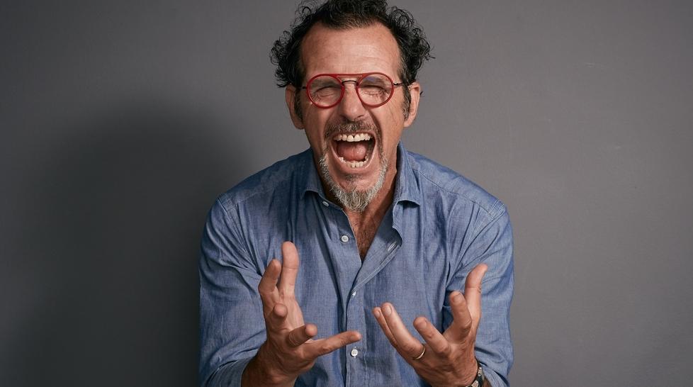 Germano Lanzoni: «Sono un giullare contemporaneo attratto biologicamente da quest’isola» 