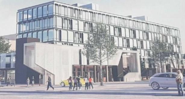 
	Il palazzo di via Pantin &egrave; una costruzio ne che risale agli anni &rsquo;70 e &rsquo;80 e nella sua vita ha ospitato molte attivit&agrave; da associazioni di categoria a sindacati a un centro servizi

