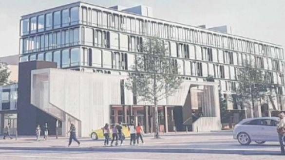 Il palazzo di via Pantin è una costruzio ne che risale agli anni ’70 e ’80 e nella sua vita ha ospitato molte attività da associazioni di categoria a sindacati a un centro servizi