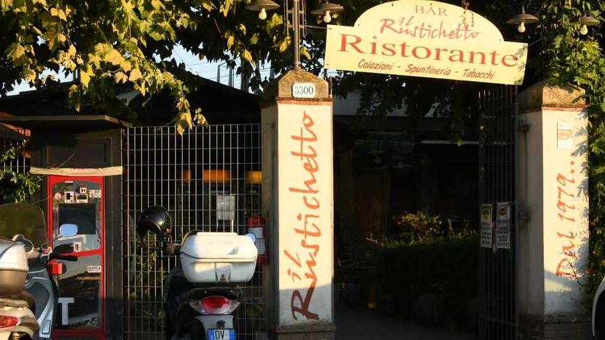 Il Rustichetto alla rotonda di Antraccoli (Foto Fiorenzo Sernacchioli)