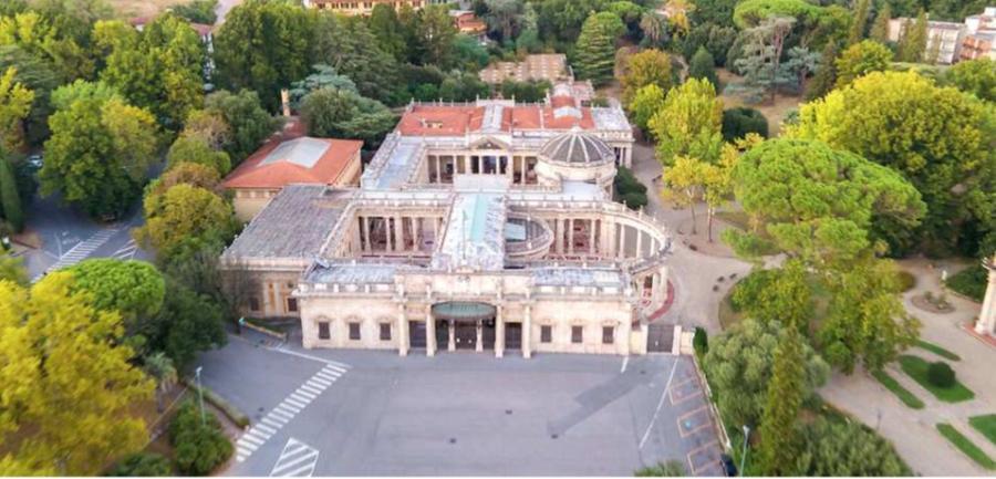 
	Le terme del Tettuccio

