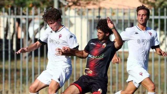 Quirini in tackle nel match amichevole col Tau
