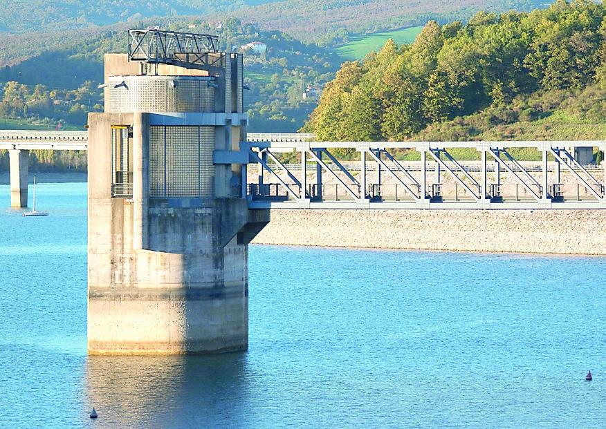 Siccità, la Regione Toscana finanzia lo studio per costruire un invaso in Val d’Orcia 