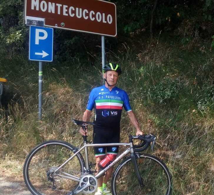 Pavullo. L’Everest di Monti: per 55 volte in bici fino a Montecuccolo 