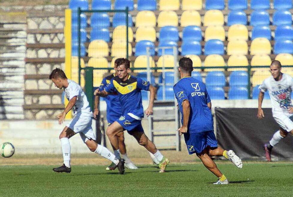 Carrarese, ancora un rinvio per il sorteggio del calendario