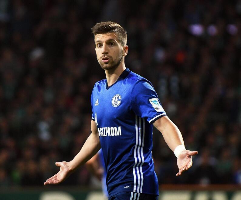 La Fiorentina propone Nastasic (con lo sconto) per regalare Nedim Bajrami a mister Italiano