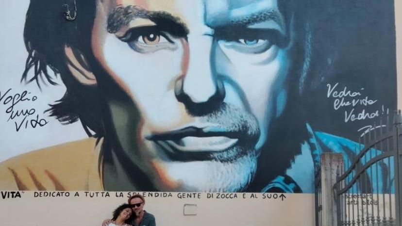 Omaggio a Vasco Rossi di due artisti camaioresi: «L’idea? Ci è venuta quando siamo andati a Zocca»