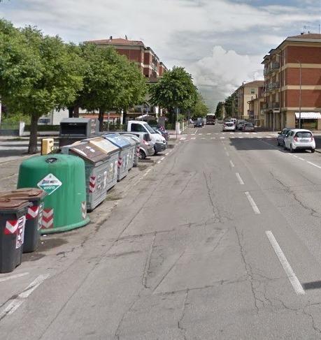 Castelfranco, la rapina: «Mi ha chiamato per nome, poi mi ha strappato la catenina» 