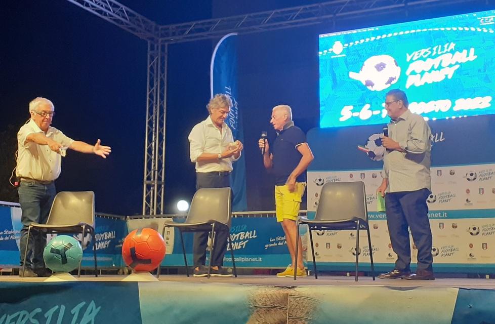 Camaiore, lo Juventus club premia Antognoni: un bel calcio alla rivalità 