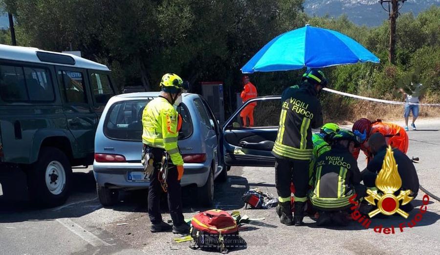 Scontro a Porto Rotondo: una donna ferita, interviene l’elisoccorso