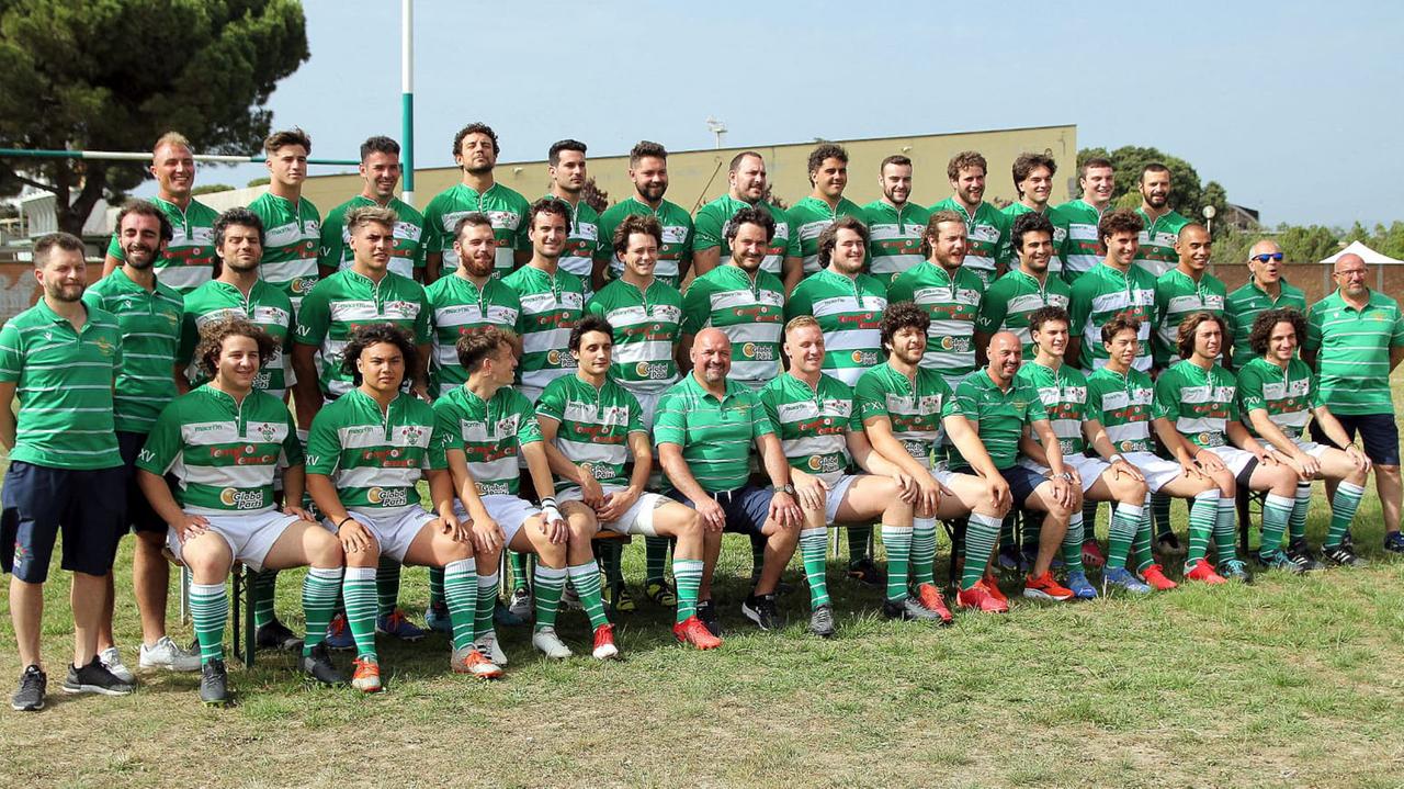 La formazione del Livorno Rugby che da ottobre sarò impegnata nel girone 3 della serie A di rugby dopo il ripescaggio decretato dalla Federazion qualche settimana fa