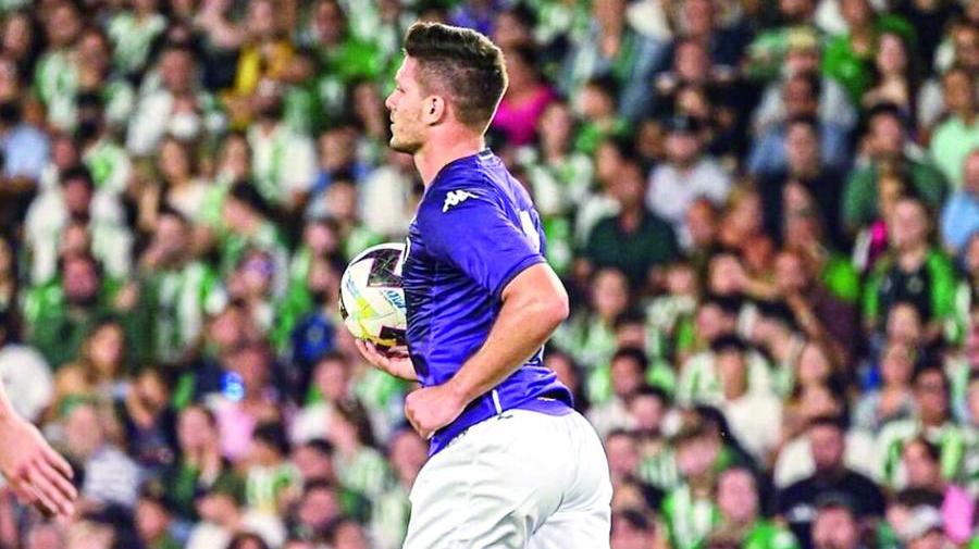 Jovic: il gol al Betis lo ha caricato. Vuole trascinare la Fiorentina