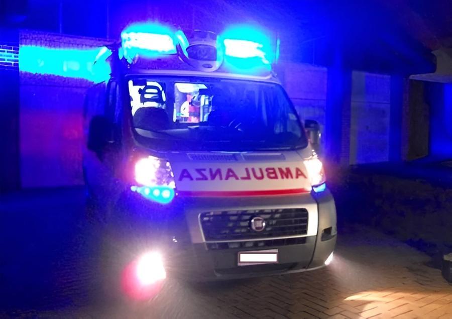 Prende la Fi-Pi-Li contromano, schianto tra tre auto: ci sono feriti. Un testimone: «L’ho evitato per poco»