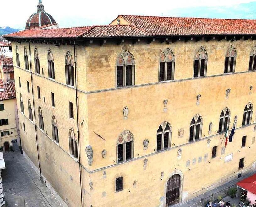 Una immagine del Palazzo pretorio sede del tribunale di Pistoia (foto Gori)