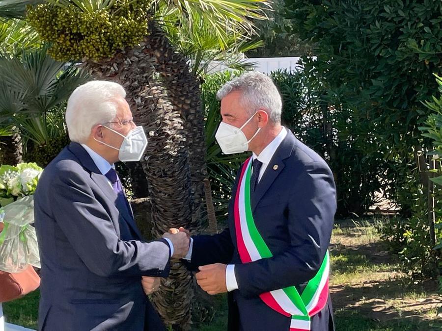 
	L'incontro nel 2021 tra il presidente della Repubblica e il sindaco Conoci ad Alghero (foto Roberto Gabrielli)

