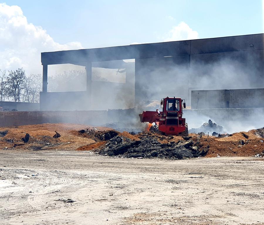 Rogo a Truncu Reale, le due inchieste si avvicinano: sigilli allo stabilimento Gesam