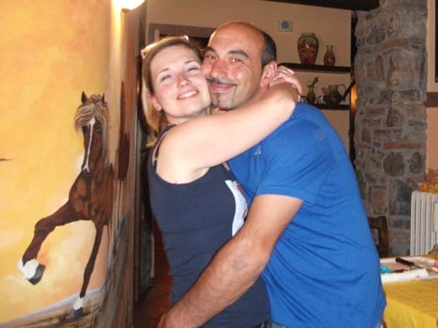 Suo marito morì sul lavoro a 38 anni: la forza di Cinzia oltre il dolore diventa un libro