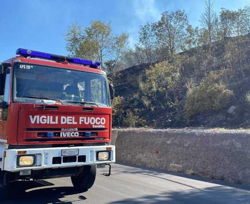L’intervento dei vigili del fuoco a Larderello
