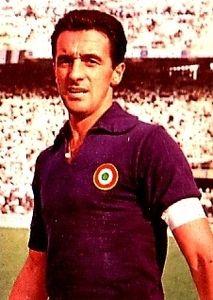 
	Orzan in maglia viola

