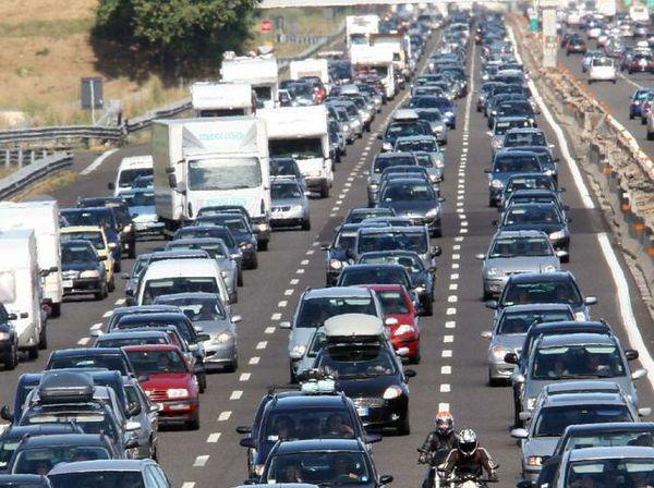Incidente mortale sulla Firenze-Mare: lunghe code e traffico in tilt