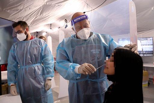 Covid in Sardegna: 2 vittime e nuovi casi ancora oltre mille