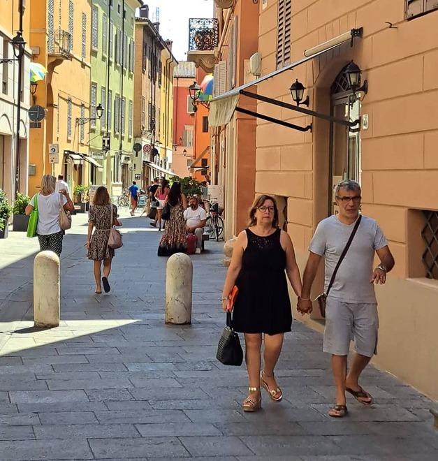 Modena «Saldi salvati dai turisti» 