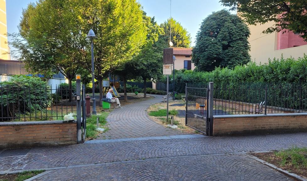 Sassuolo Giardino della Solidarietà tra bivacchi e spaccio notturno 