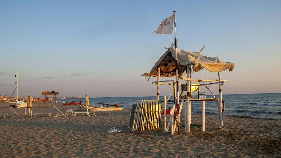 Due bagnanti morti in pochi minuti a Lido di Camaiore