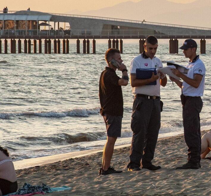 Due modenesi annegano nelle acque di Lido di Camaiore
