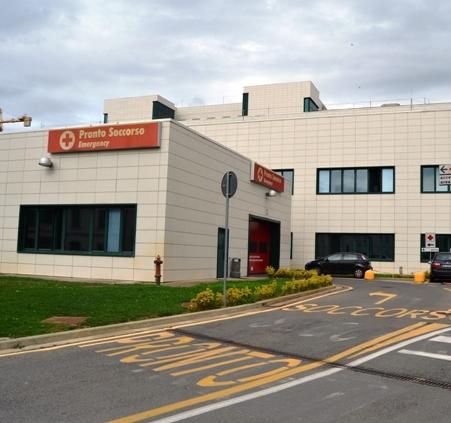 Scopre 12 giorni dopo la caduta una frattura non vista in ospedale