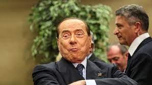 “Con presidenzialismo via Mattarella”, bufera su Berlusconi