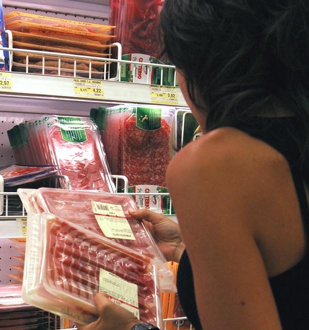 Energia e alimentari alle stelle: rincari record a Sassari e Olbia