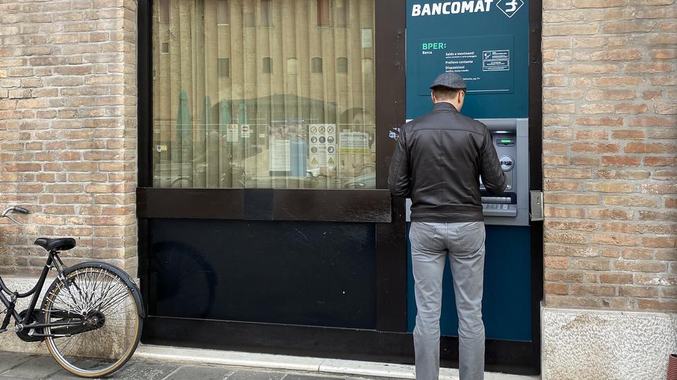 I bancomat in netto calo nel Modenese Due paesi ne sono già sprovvisti