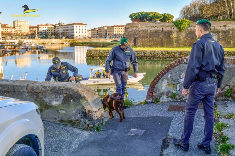 
	Tre militari della guardia di finanza (foto d'archivio)


