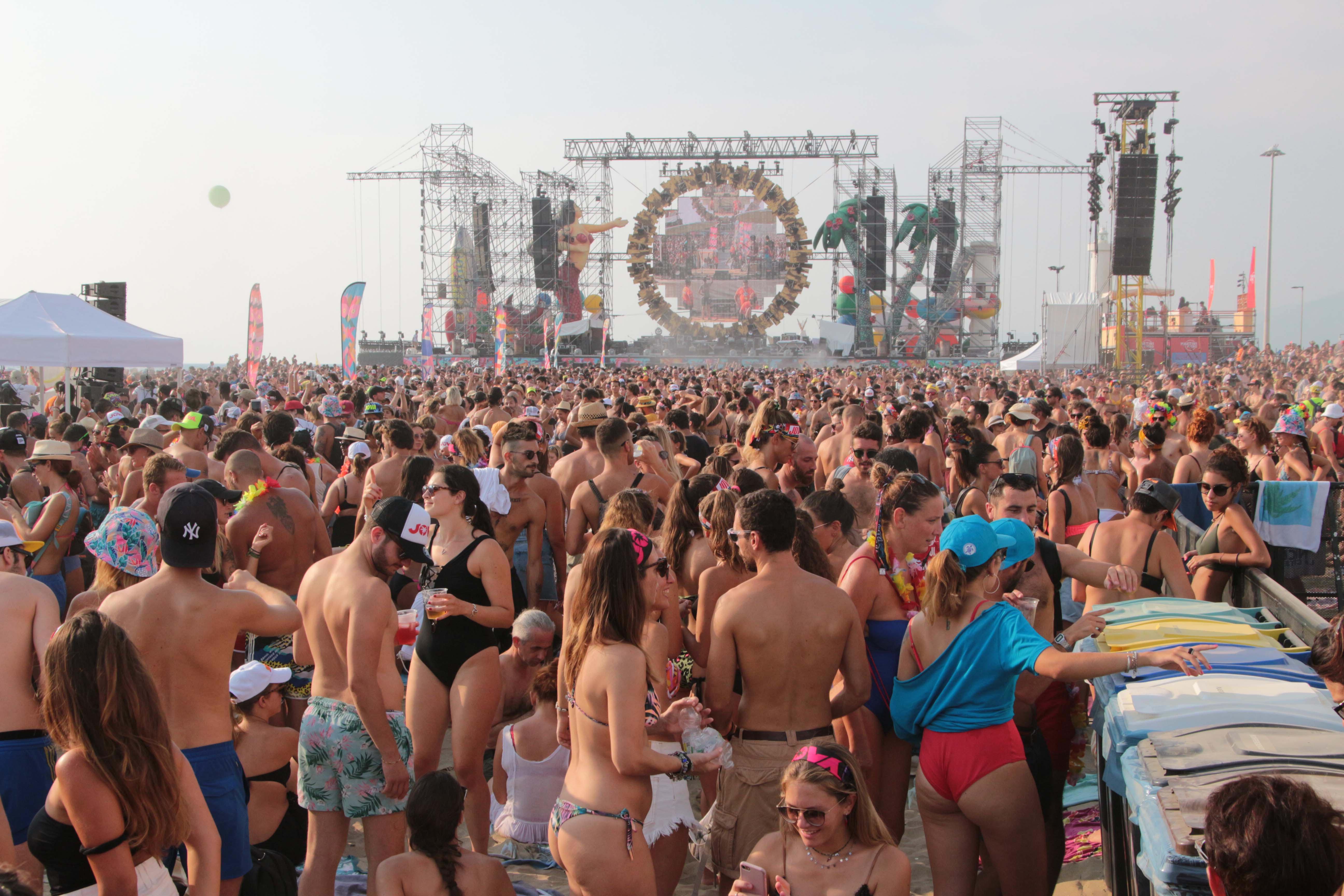 Caro Jovanotti, ti aspettiamo.&nbsp; Hotel e campeggi viareggini approvano il Beach party