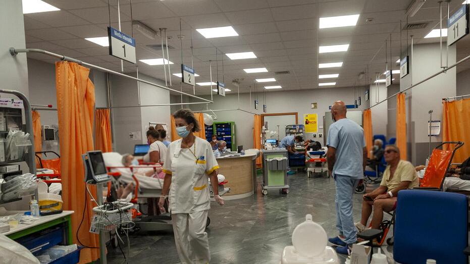 Dimissioni più veloci all'ospedale Versilia. L’Asl: «Si recuperano posti letto»
