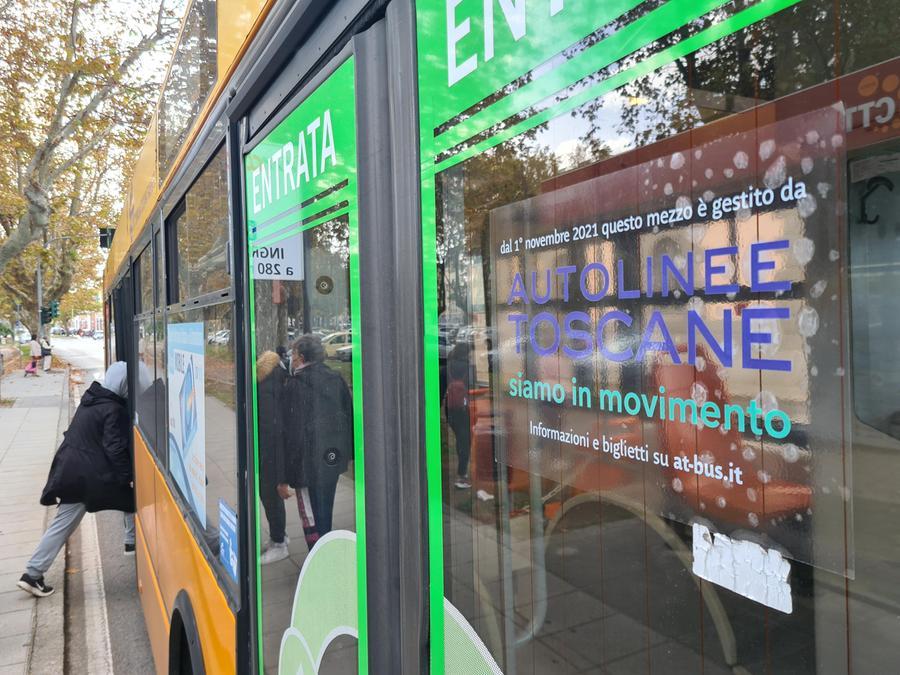 
	Un autobus di Autolinee toscane

