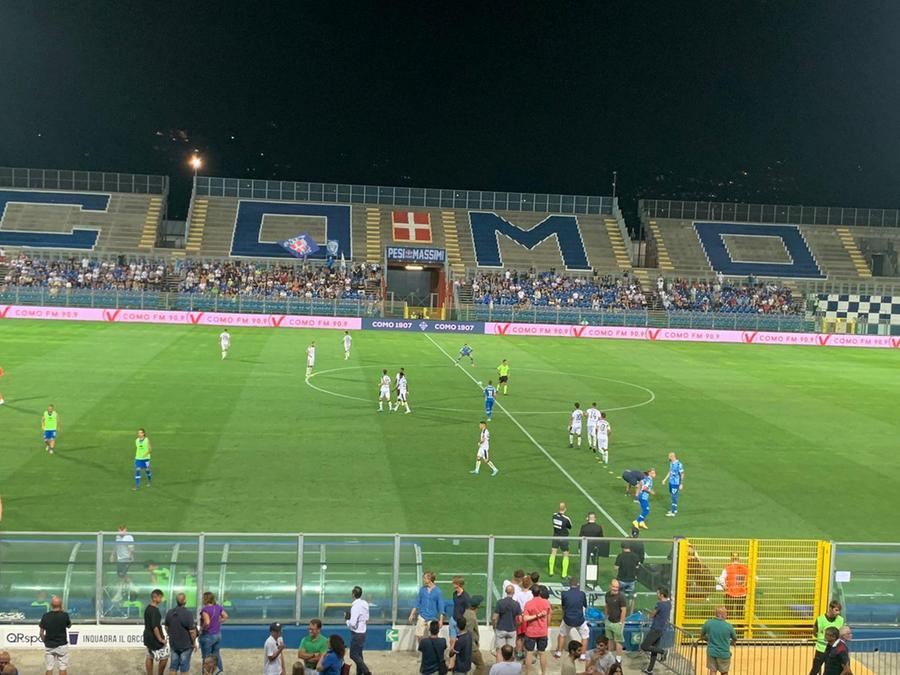 Il Cagliari esordisce in B con un pareggio in casa del Como