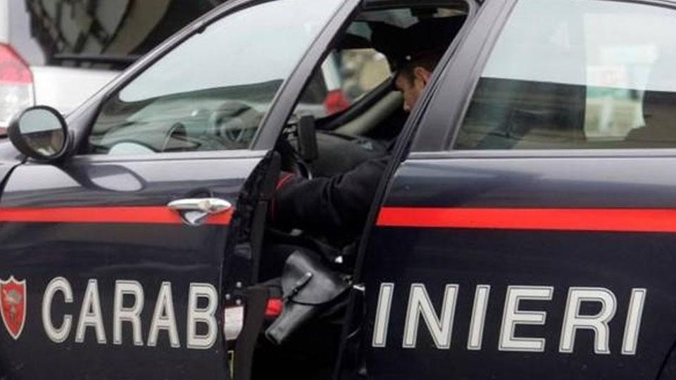 Alcol a un 15enne sul lungomare, scatta la denuncia dei carabinieri