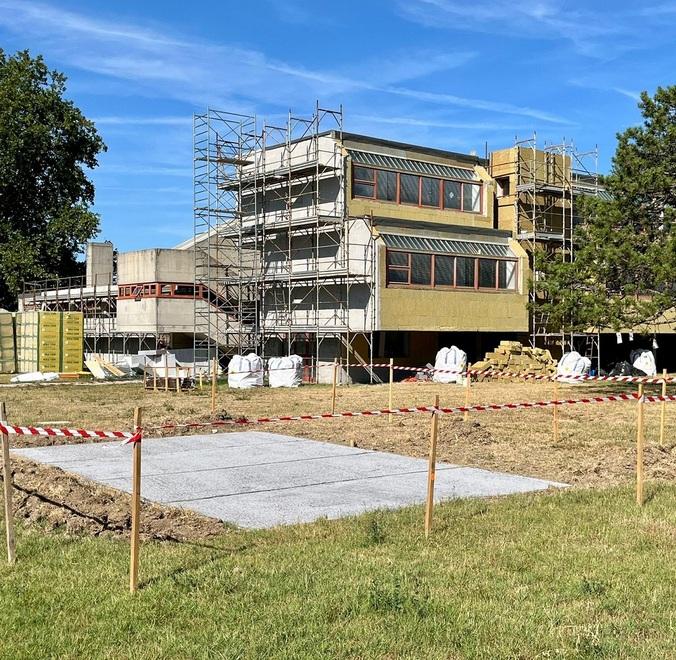 Ferrara, scuole estensi e lavori: interventi per 170mila euro