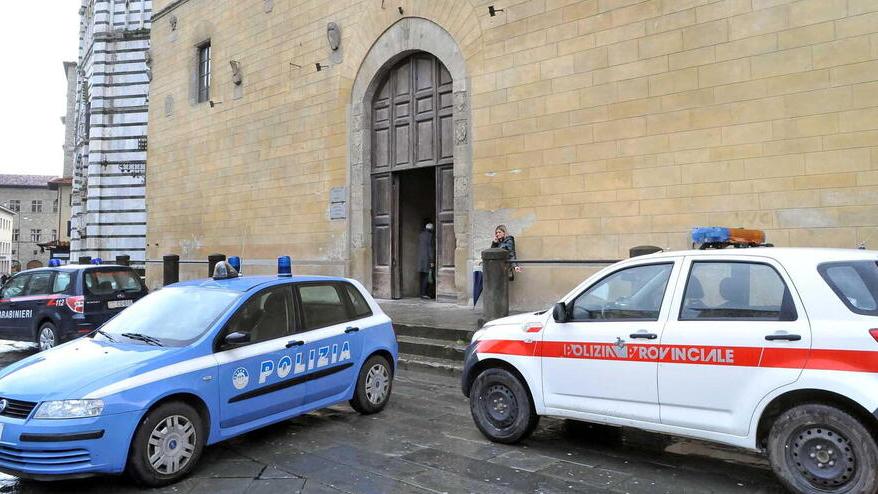 Arrestato per violenza sessuale sulla figlioletta dei vicini di casa