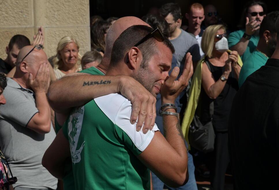 “Tre volte Gaddo!”: il saluto degli amici al giovane morto 48 ore dopo la visita