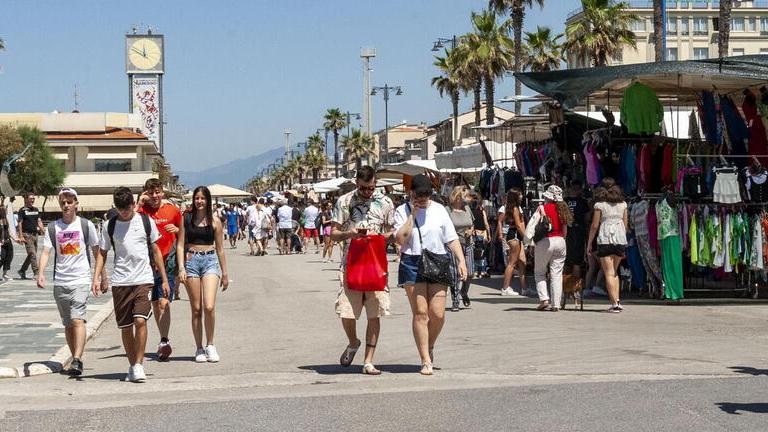 Turismo Ferragosto con il pienone: «Ma è presto per fare bilanci»
