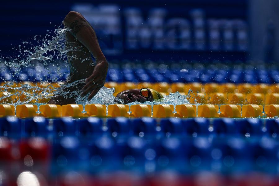 Europei, 1500 sl Romanchuk beffa l’amico Paltrinieri e gli soffia l’oro. Argento per Greg «Sento di aver deluso il pubblico...»