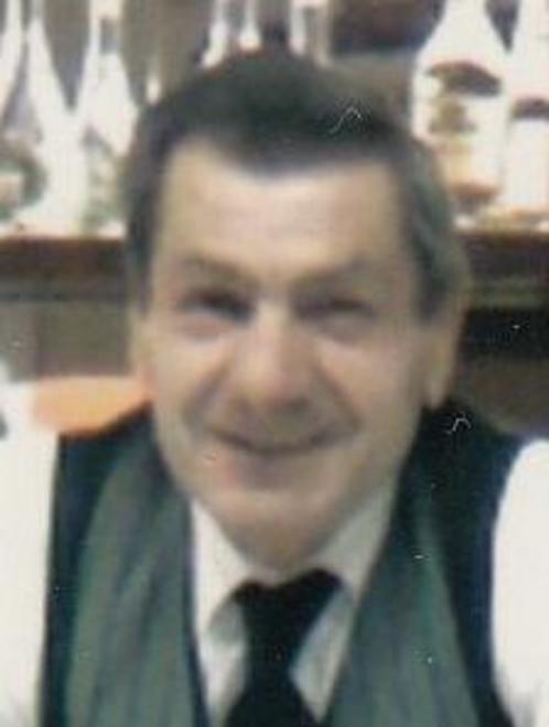 I volontari piangono per la morte di Corrado Bellodi 