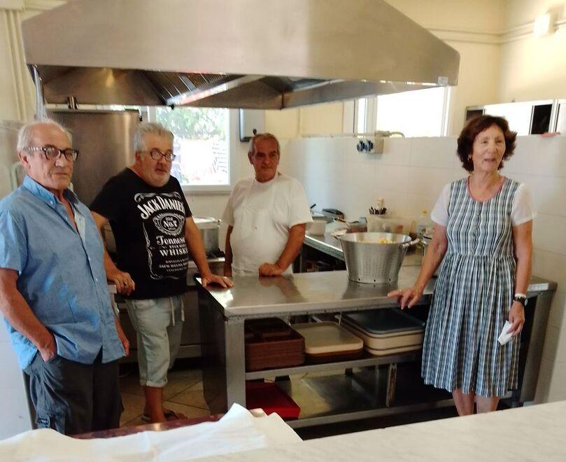 Ferrara, per i poveri pasto garantito: c’è la mensa di Viale K