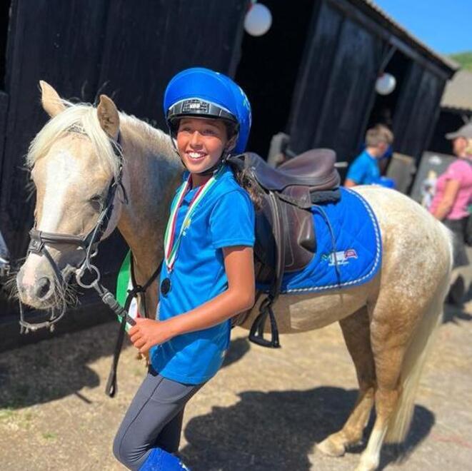 Angelica Carra ha conquistato l’argento nei campionati europei Mounted Games